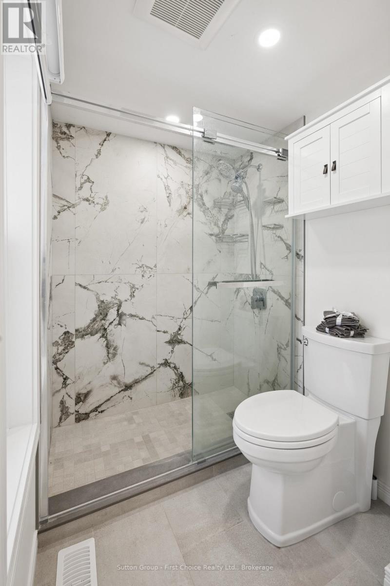 115 LEGION STREET - 34