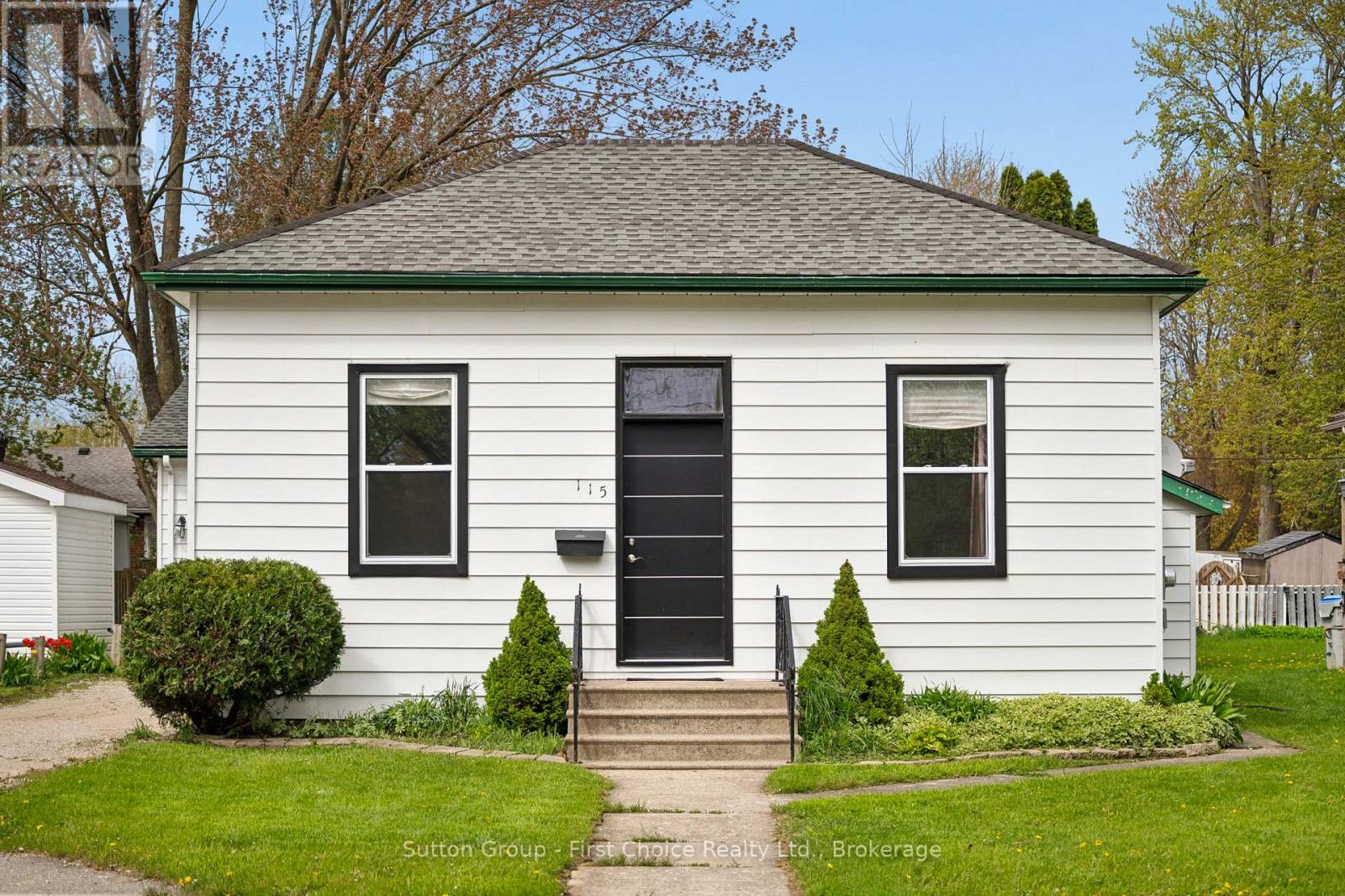 115 LEGION STREET - 5