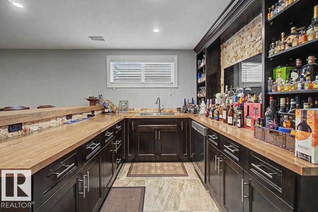 16516 87 ST NW - 54