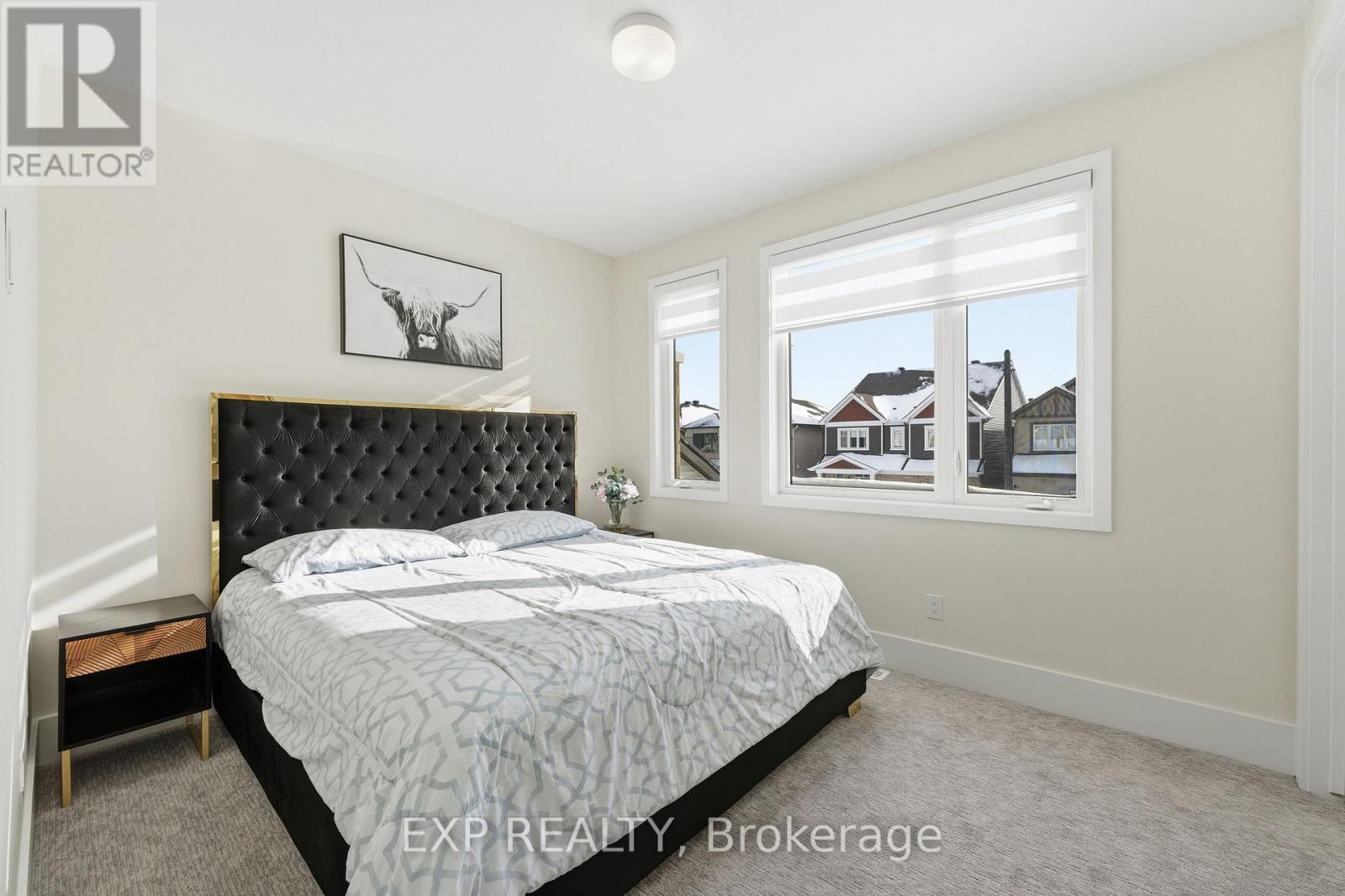144 UNITY PLACE - 28