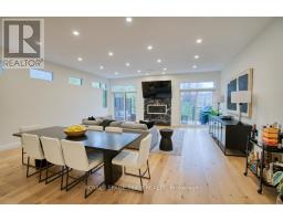 Kitchen - 49 Aylen Avenue, Ottawa, ON K2A3P7 Photo 10