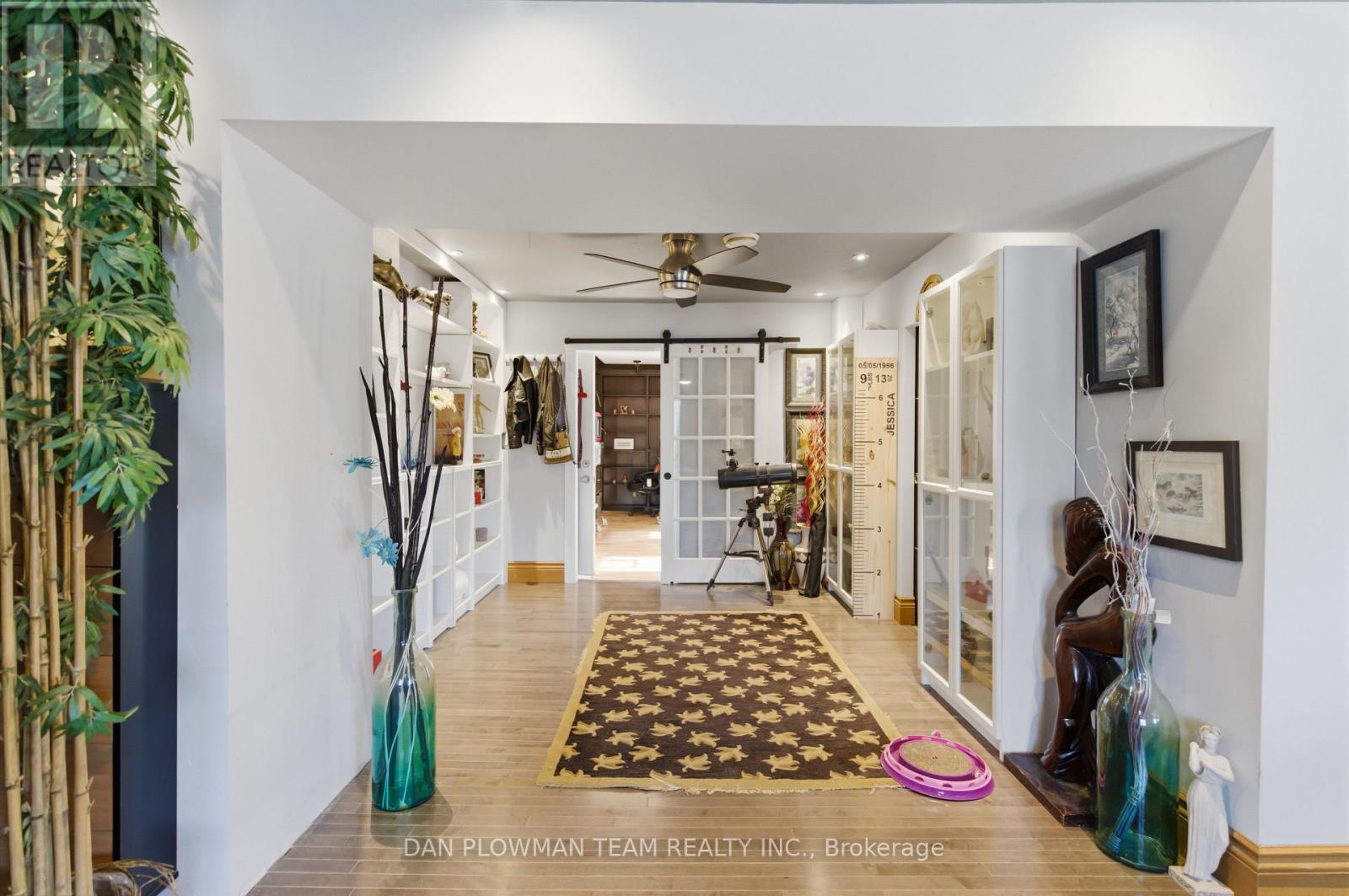 678 KING STREET W - 14