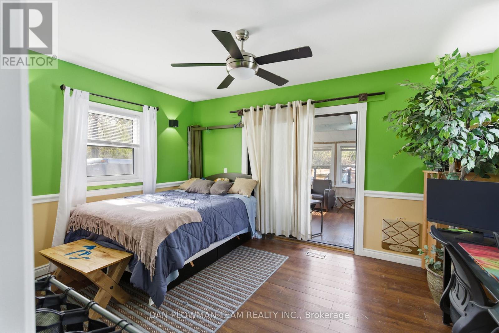 678 KING STREET W - 18