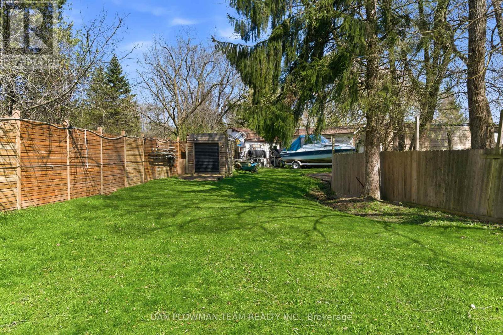 678 KING STREET W - 40