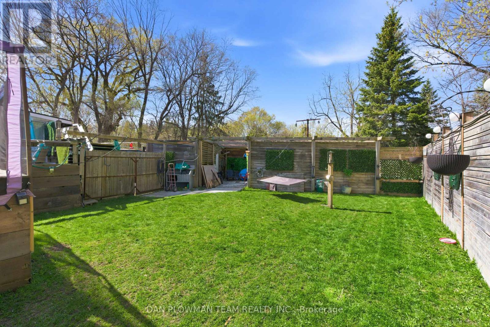 678 KING STREET W - 37