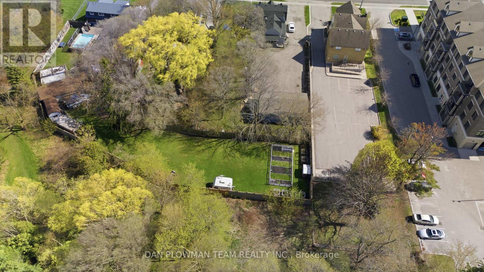 678 KING STREET W - 43