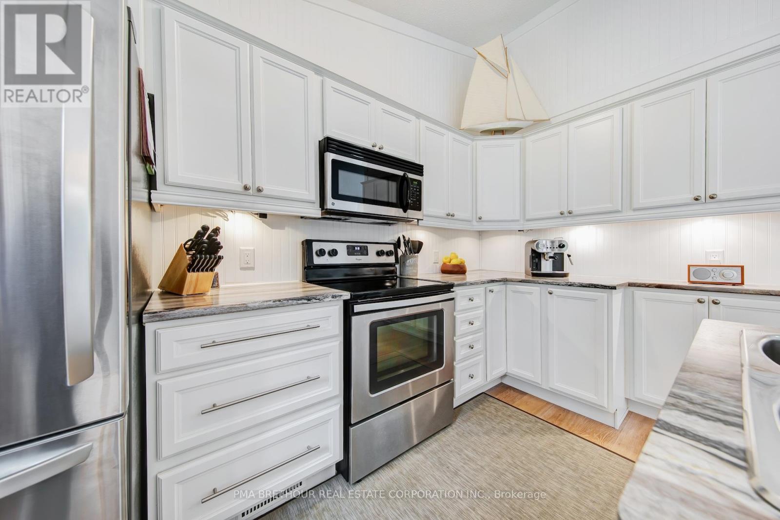 282 COASTLINE DRIVE - 8