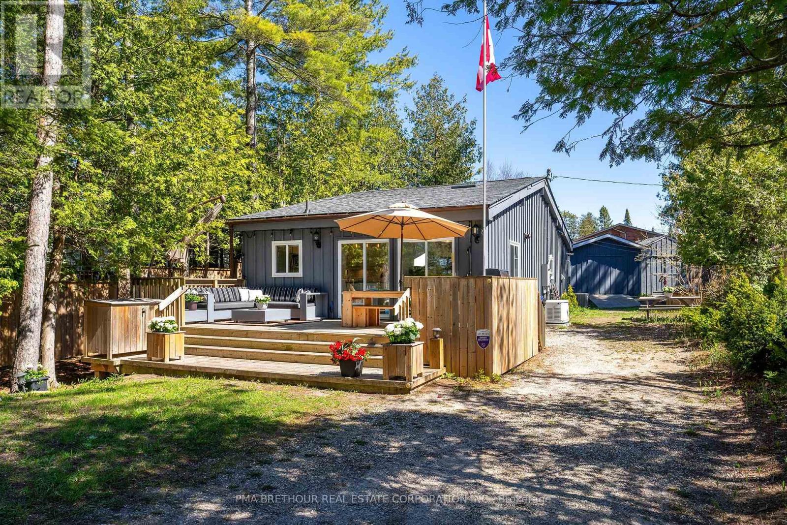 282 COASTLINE DRIVE - 30