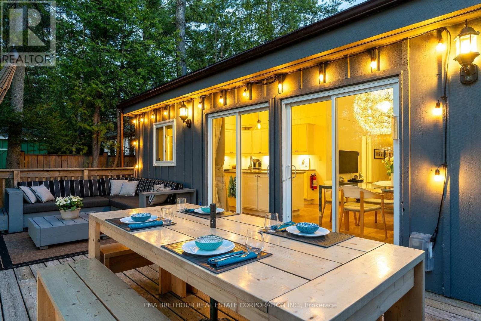 282 COASTLINE DRIVE - 41