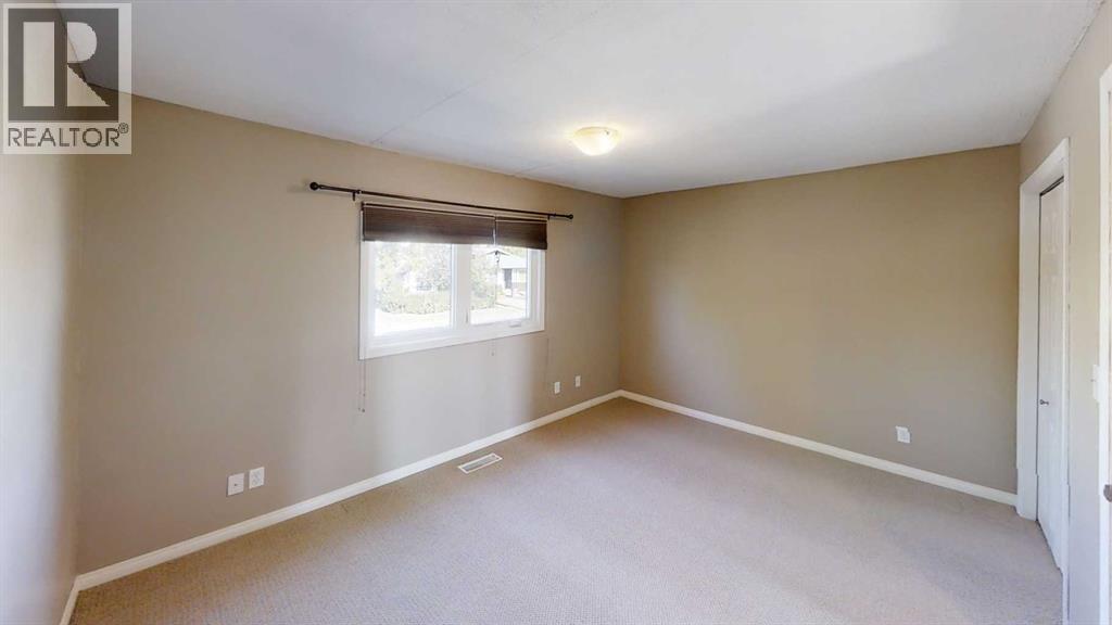 9319 103 Avenue - 7