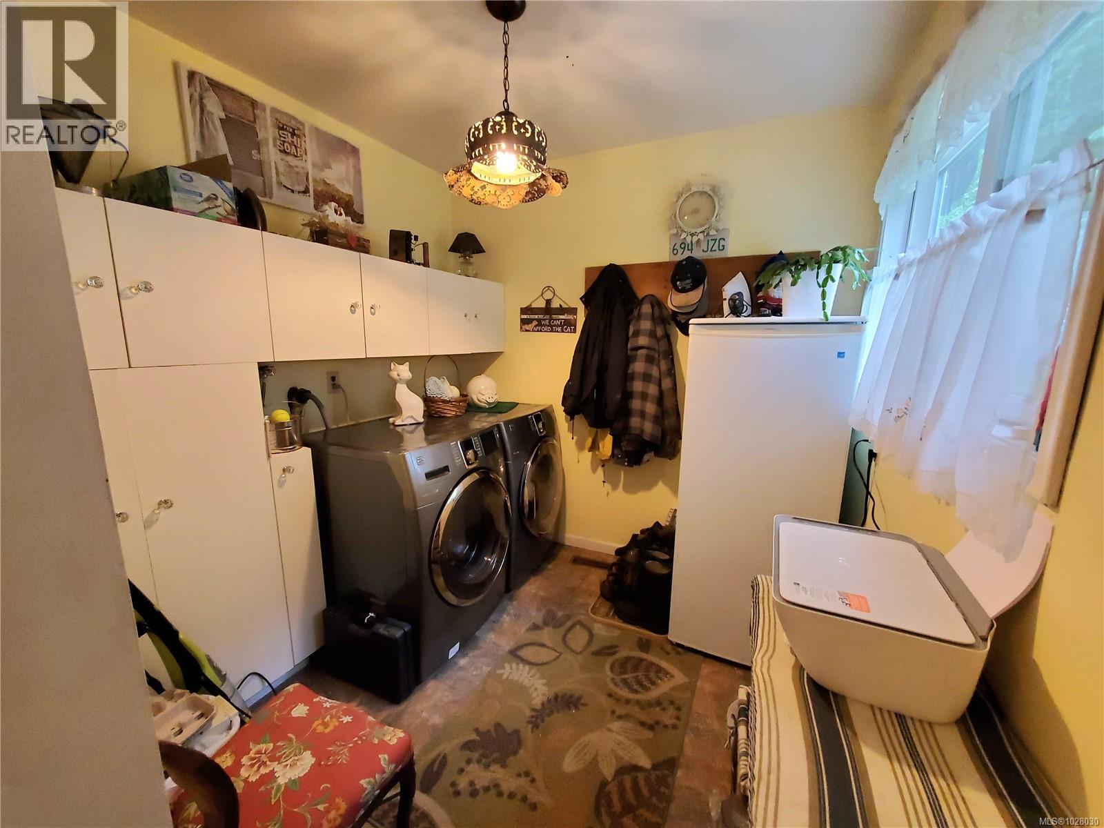 5162 Sooke Rd - 32