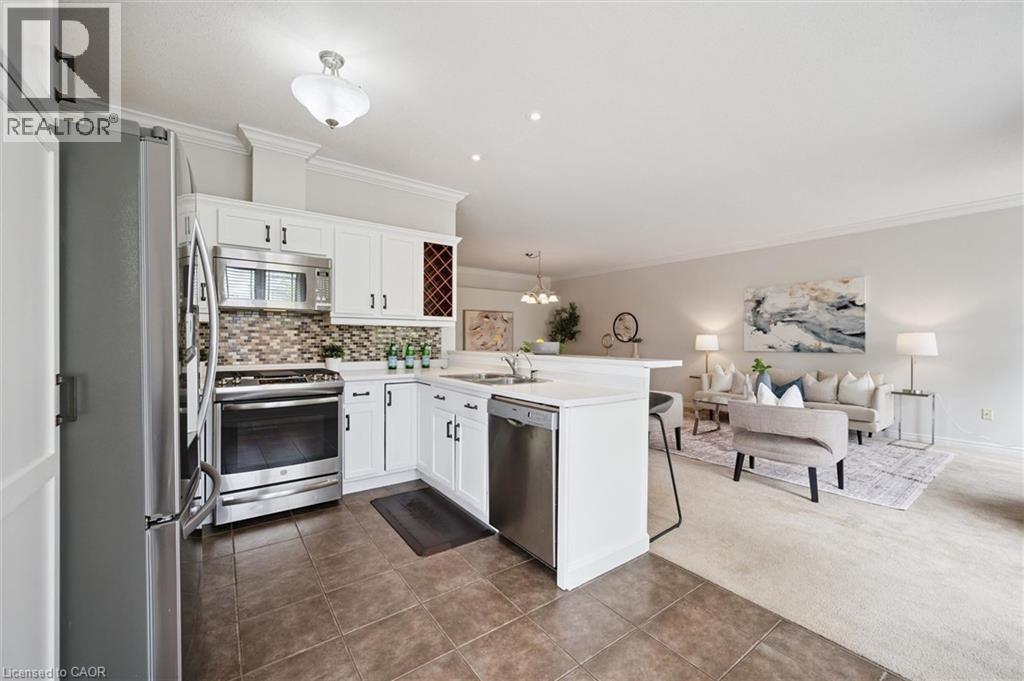 20 ISHERWOOD Avenue Unit# 51, Cambridge, Ontario, N1R8P9 — Photo 4