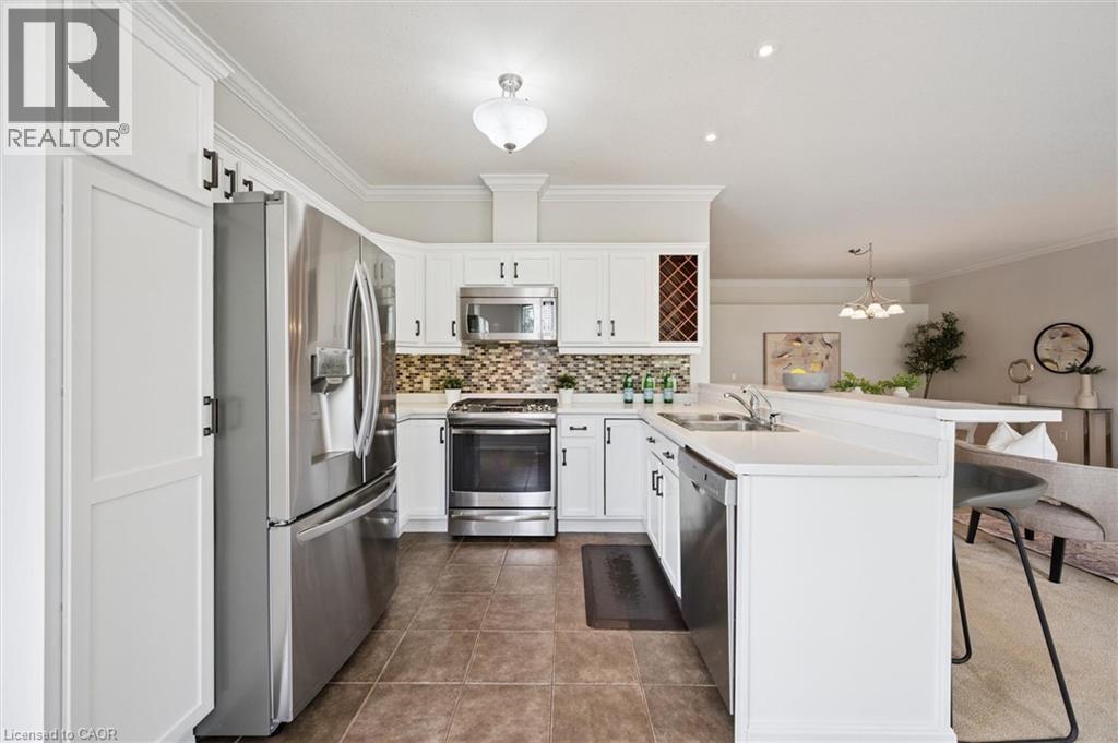 #51 20 ISHERWOOD Avenue - 12
