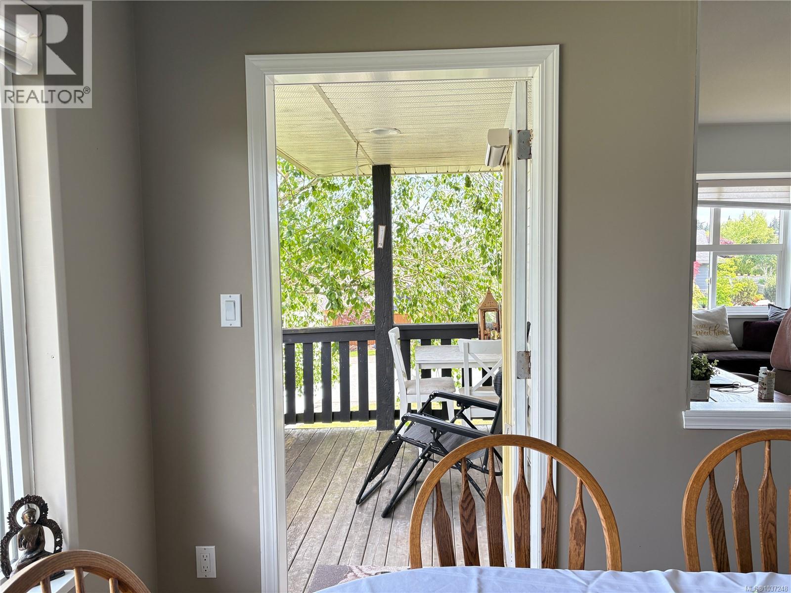 678 Nelson Rd - 6
