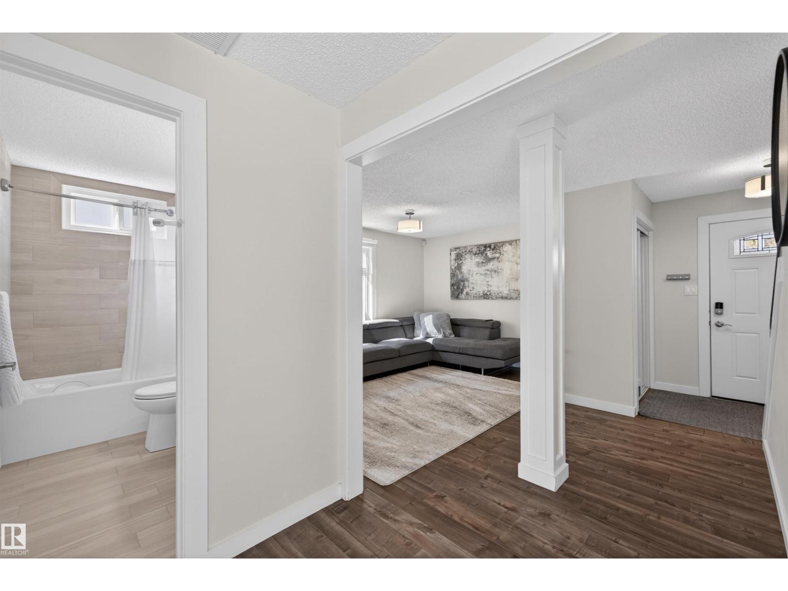 15251 88A ST NW - 18