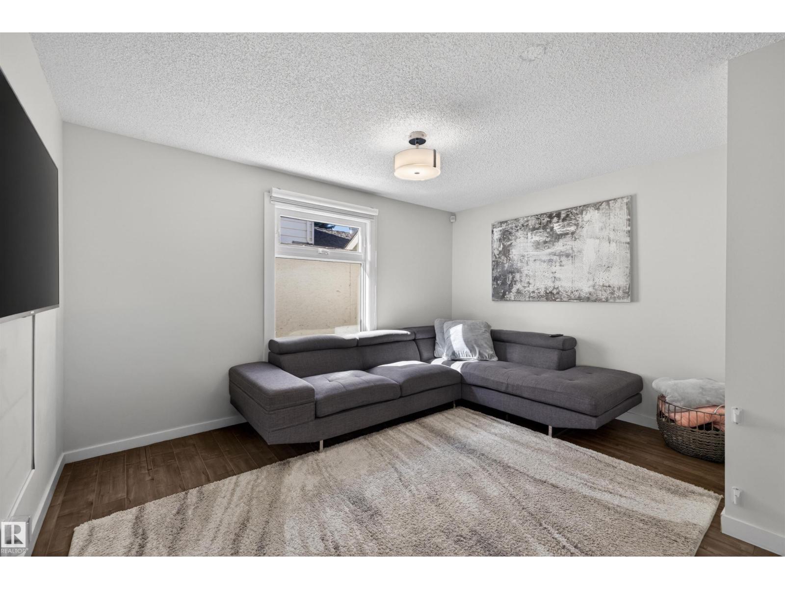 15251 88A ST NW - 19