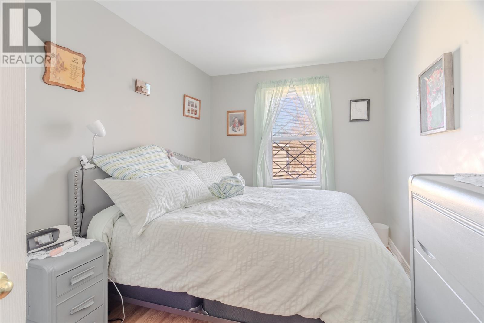 54 Belvedere Street - 16