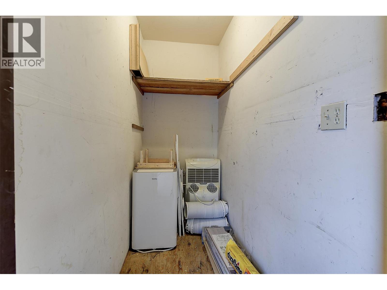 #209 240 McIntosh Road - 45