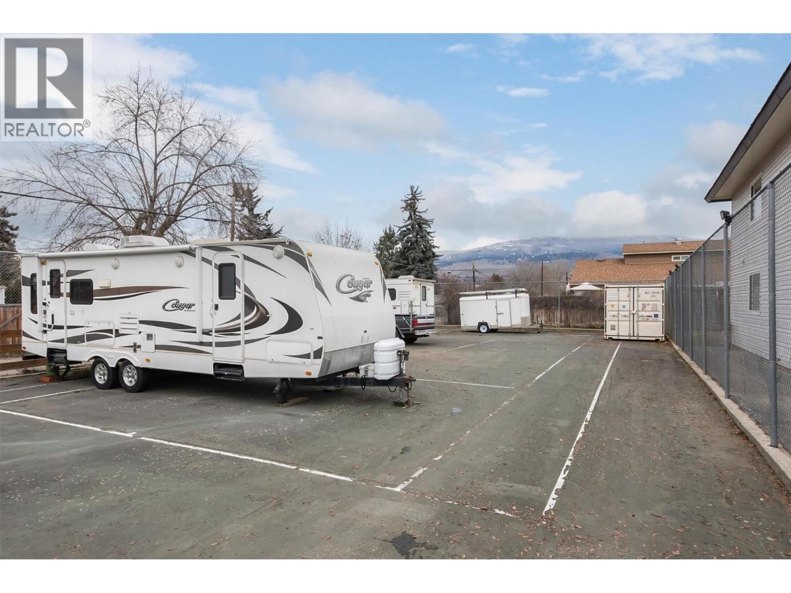#209 240 McIntosh Road - 39