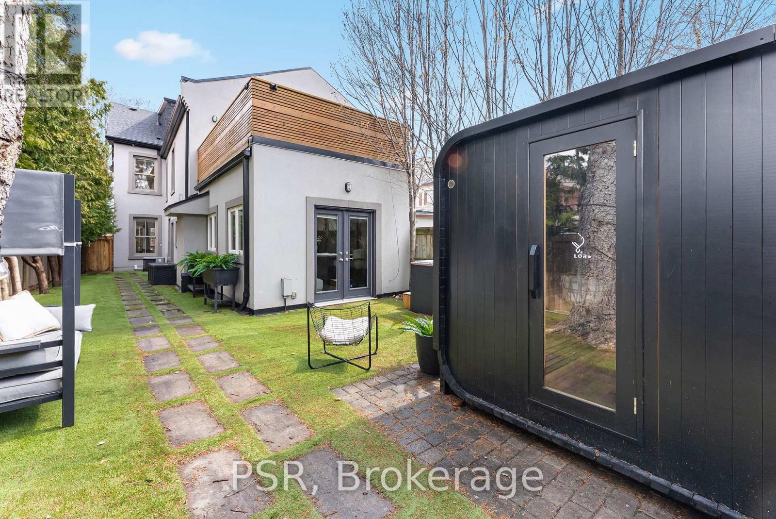 126 DOVERCOURT ROAD - 35