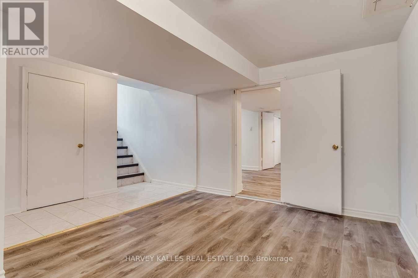 135 COMBE AVENUE - 26