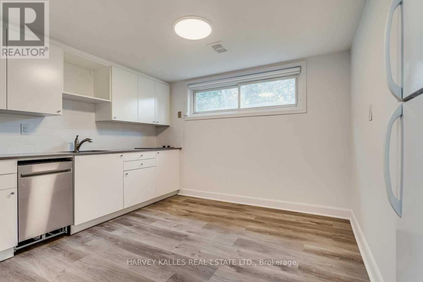 135 COMBE AVENUE - 29