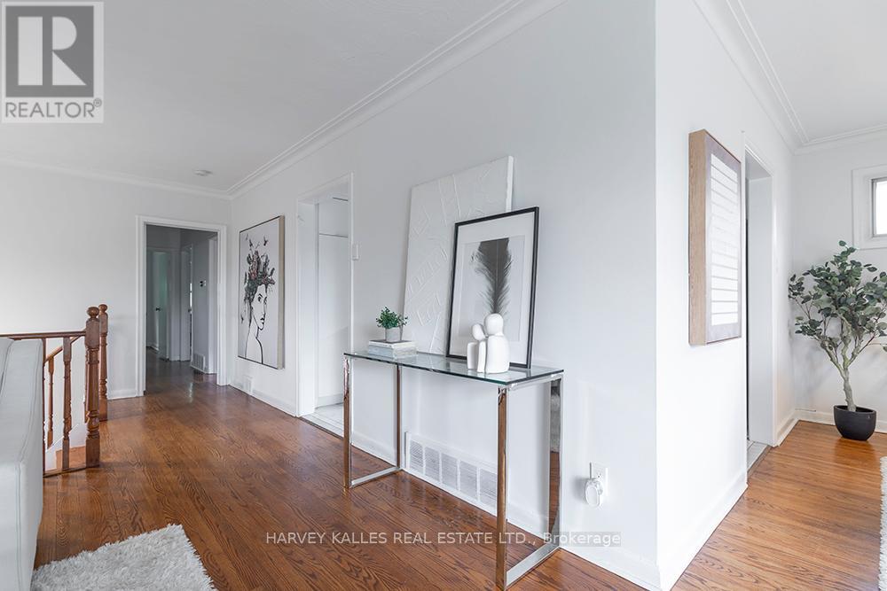 135 COMBE AVENUE - 8