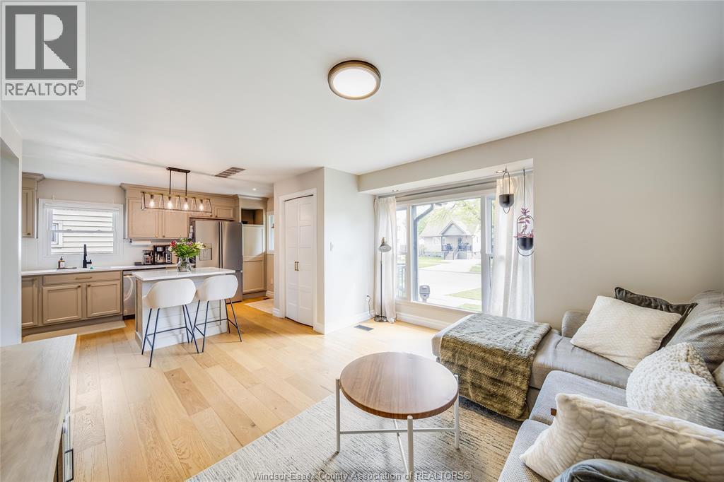 1889 LABADIE, Windsor, Ontario, N8W4J8 — Photo 44