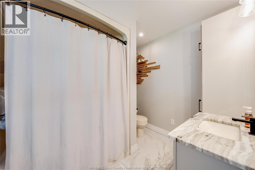 1889 LABADIE, Windsor, Ontario, N8W4J8 — Photo 24