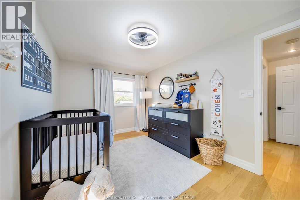 1889 LABADIE, Windsor, Ontario, N8W4J8 — Photo 12