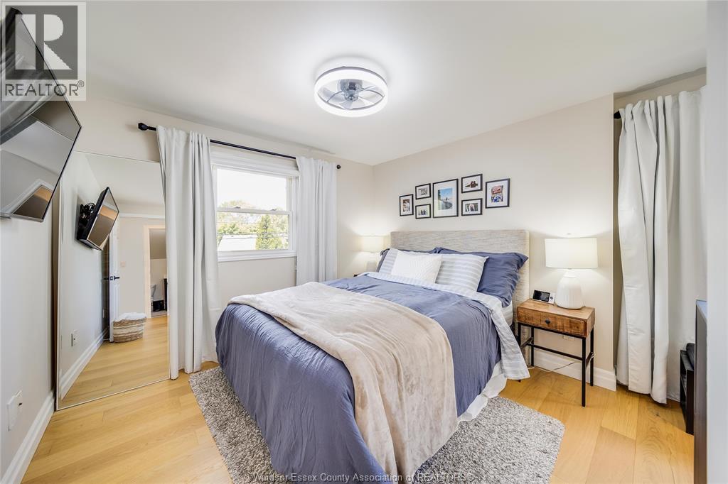 1889 LABADIE, Windsor, Ontario, N8W4J8 — Photo 15