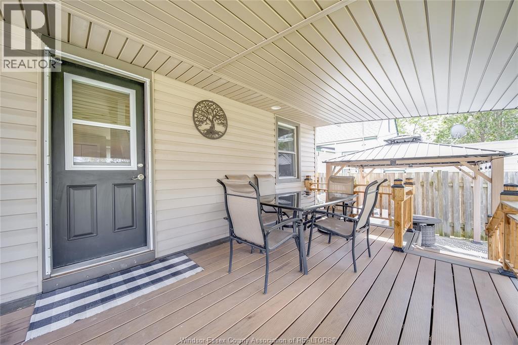 1889 LABADIE, Windsor, Ontario, N8W4J8 — Photo 43