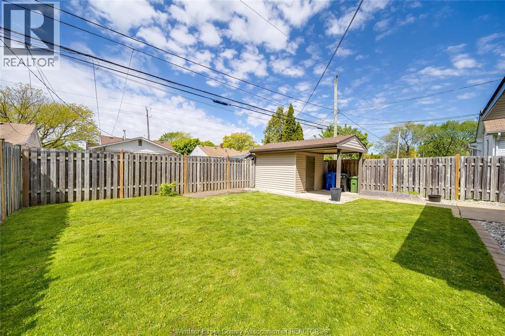 1889 LABADIE, Windsor, Ontario, N8W4J8 — Photo 10