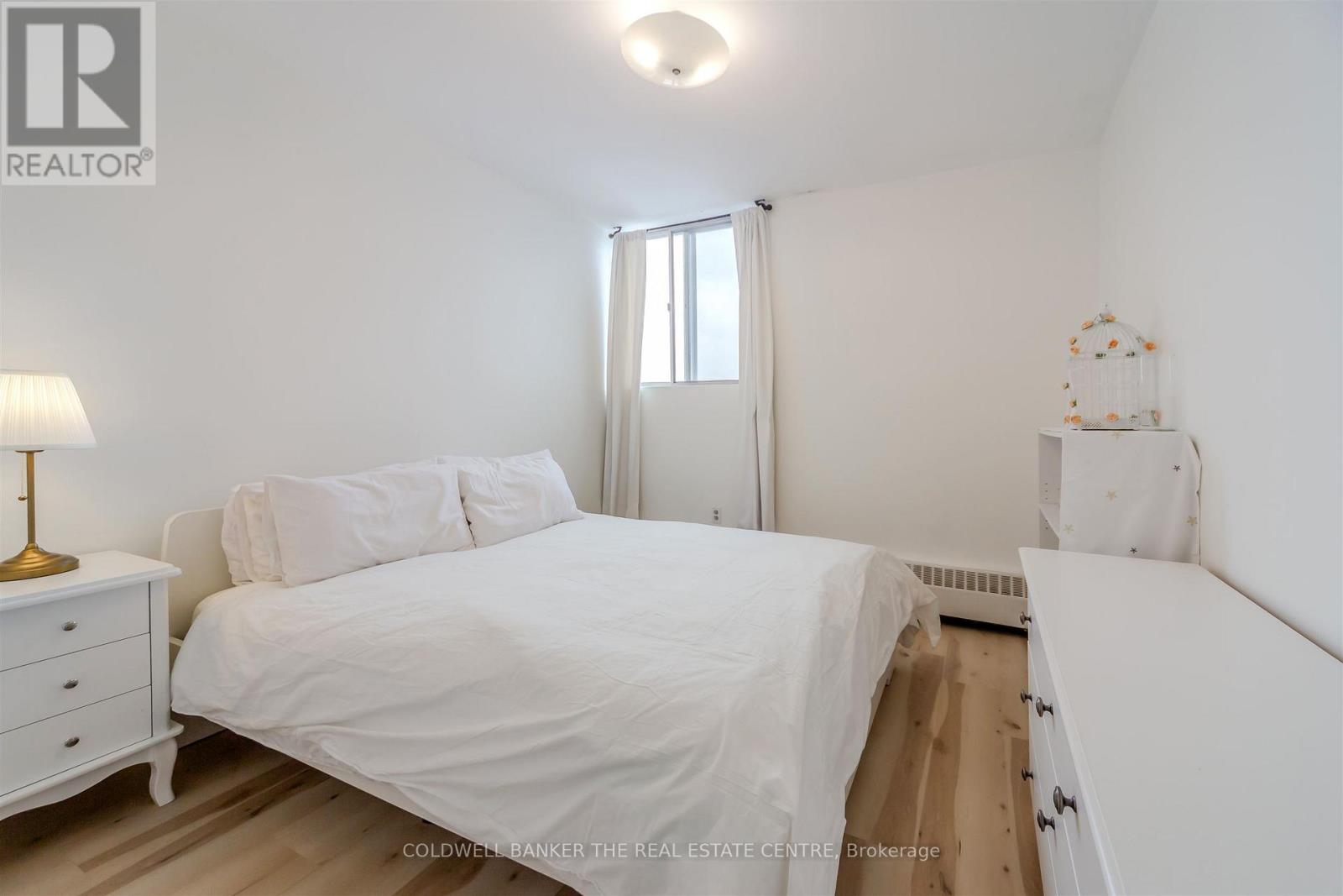 #1006 100 DUNDALK DRIVE - 17