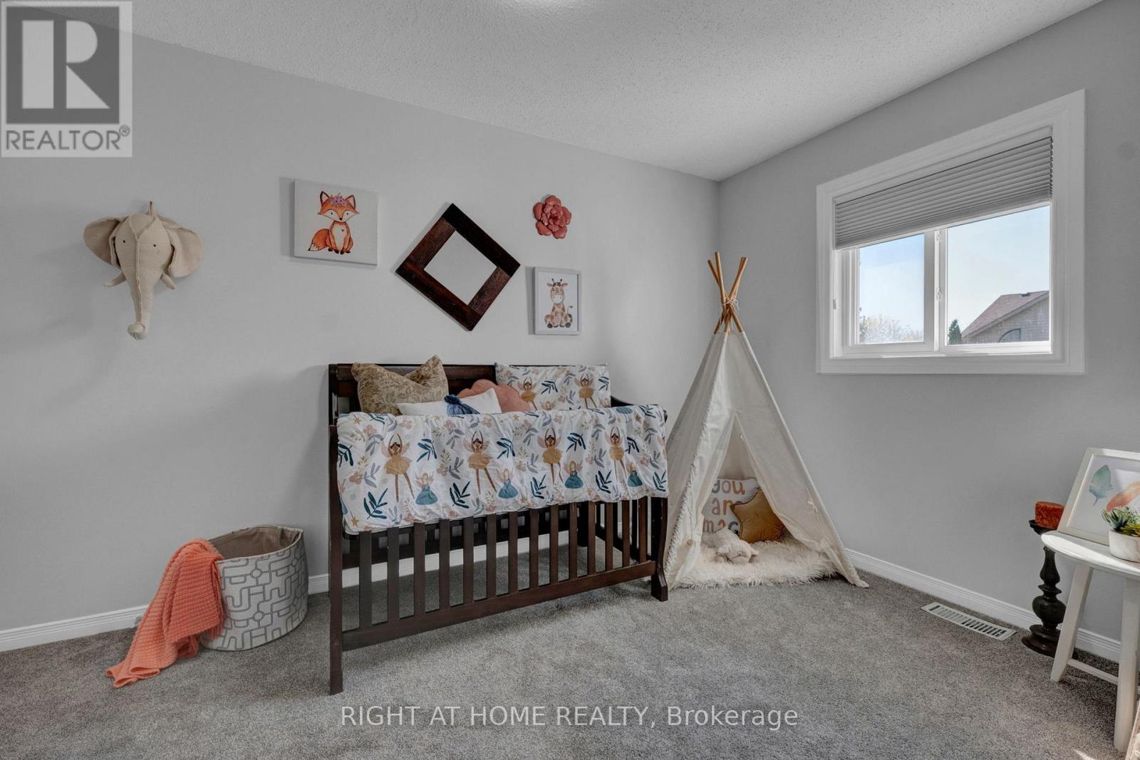 75 AUBURN LANE - 21