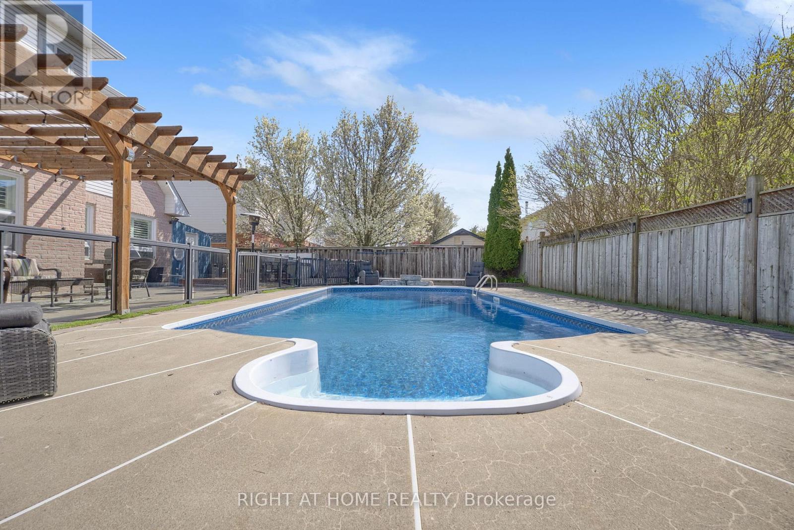75 AUBURN LANE - 39