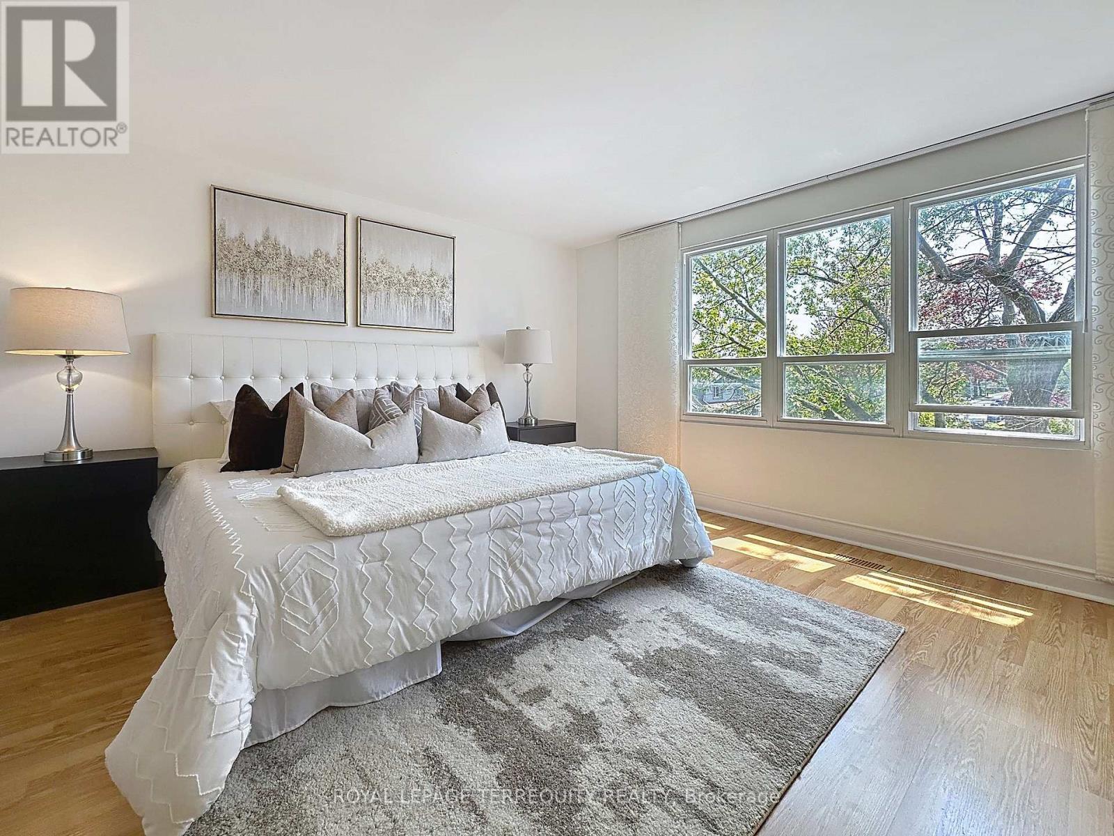 57 QUEENSDALE AVENUE - 15