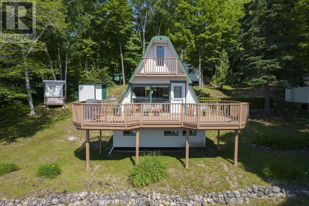 Lot 24 Devil's Lake - 1