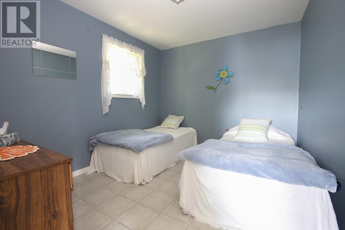 Lot 24 Devil's Lake - 34