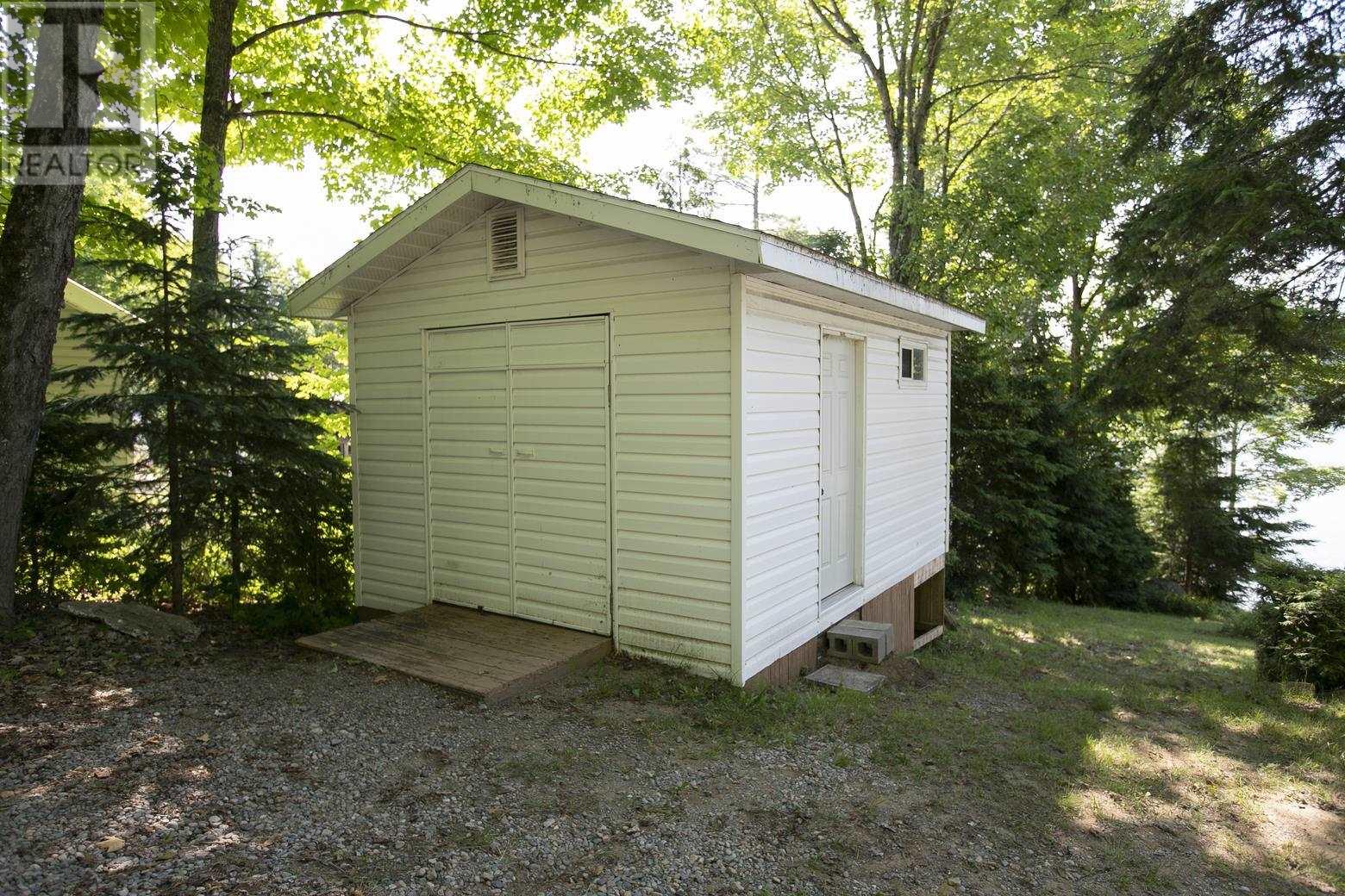 Lot 24 Devil's Lake - 30