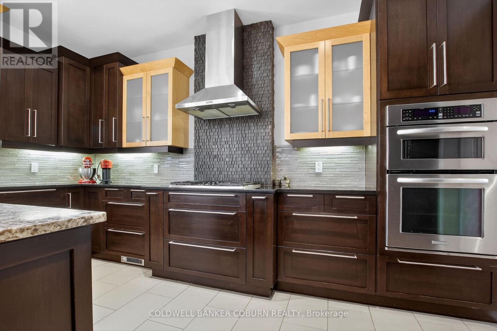 211 JENSEN COURT - 20