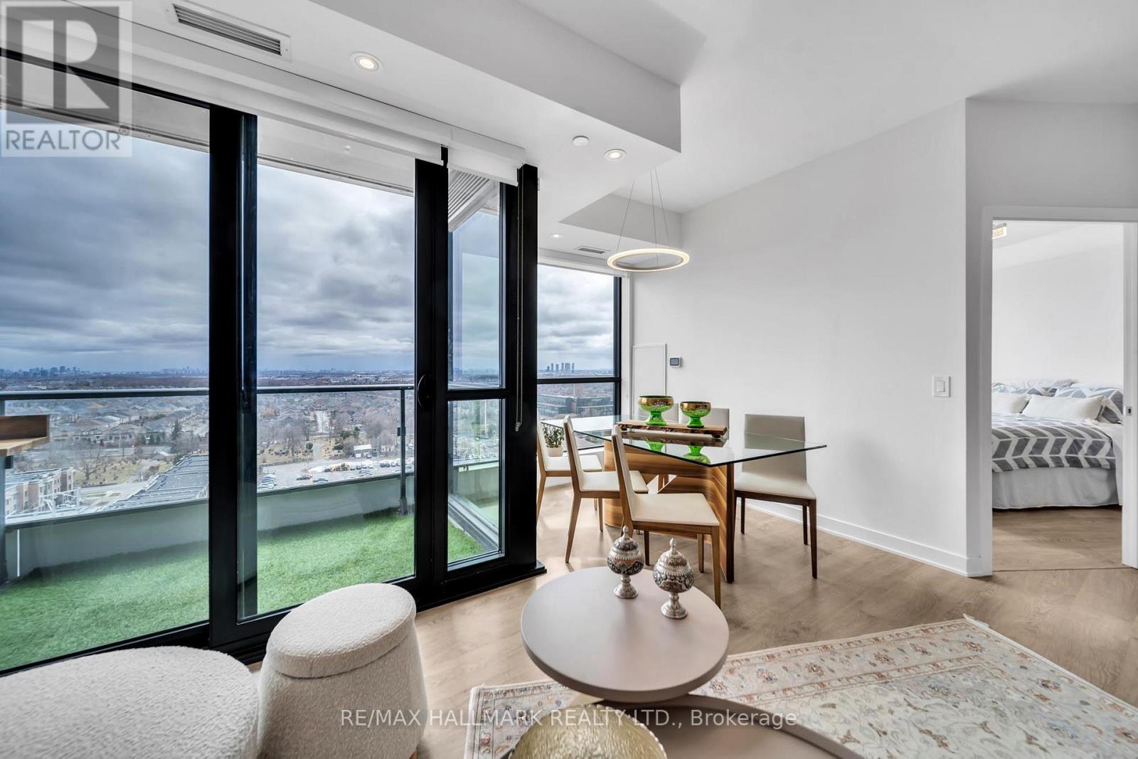 #1506 120 EAGLE ROCK WAY - 11