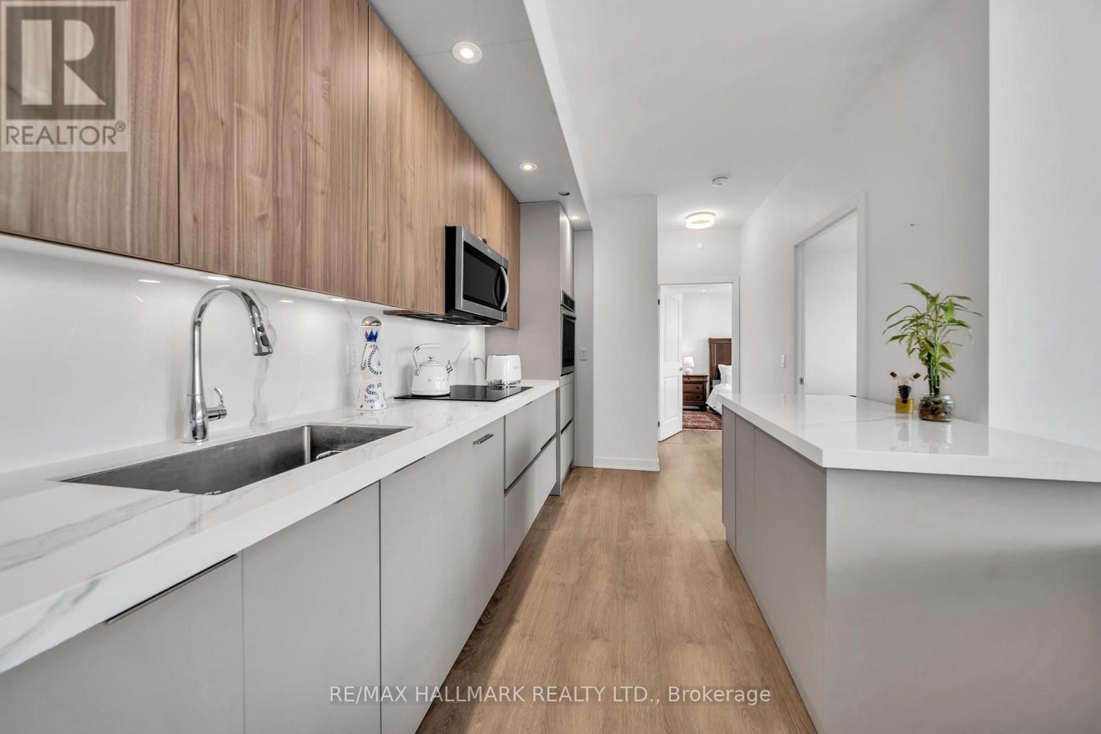 #1506 120 EAGLE ROCK WAY - 13
