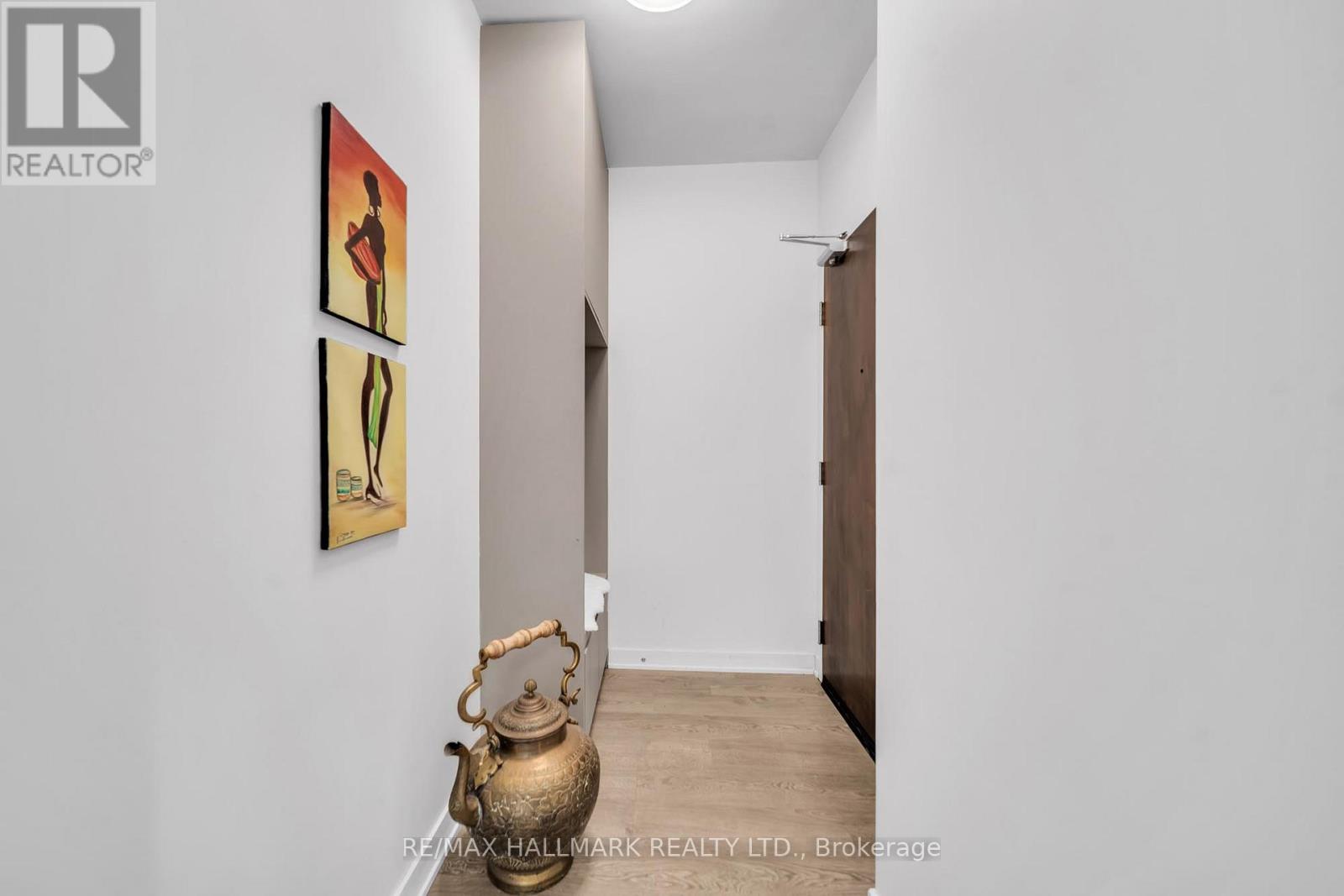 #1506 120 EAGLE ROCK WAY - 4