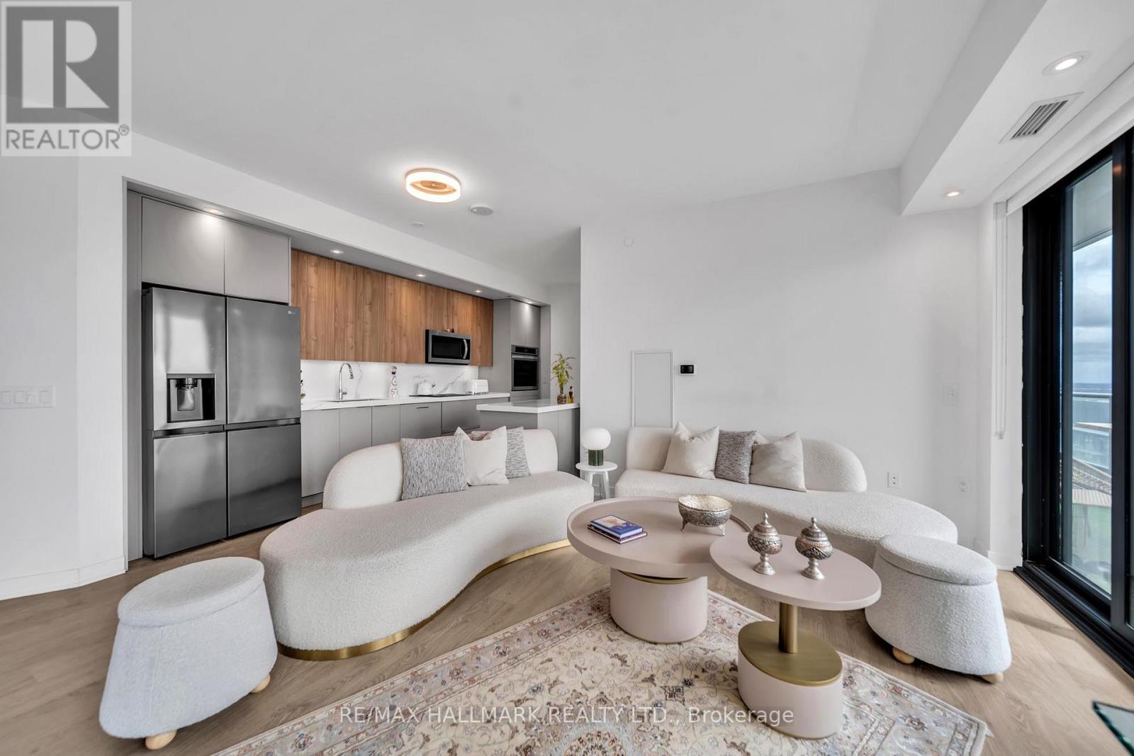 #1506 120 EAGLE ROCK WAY - 9