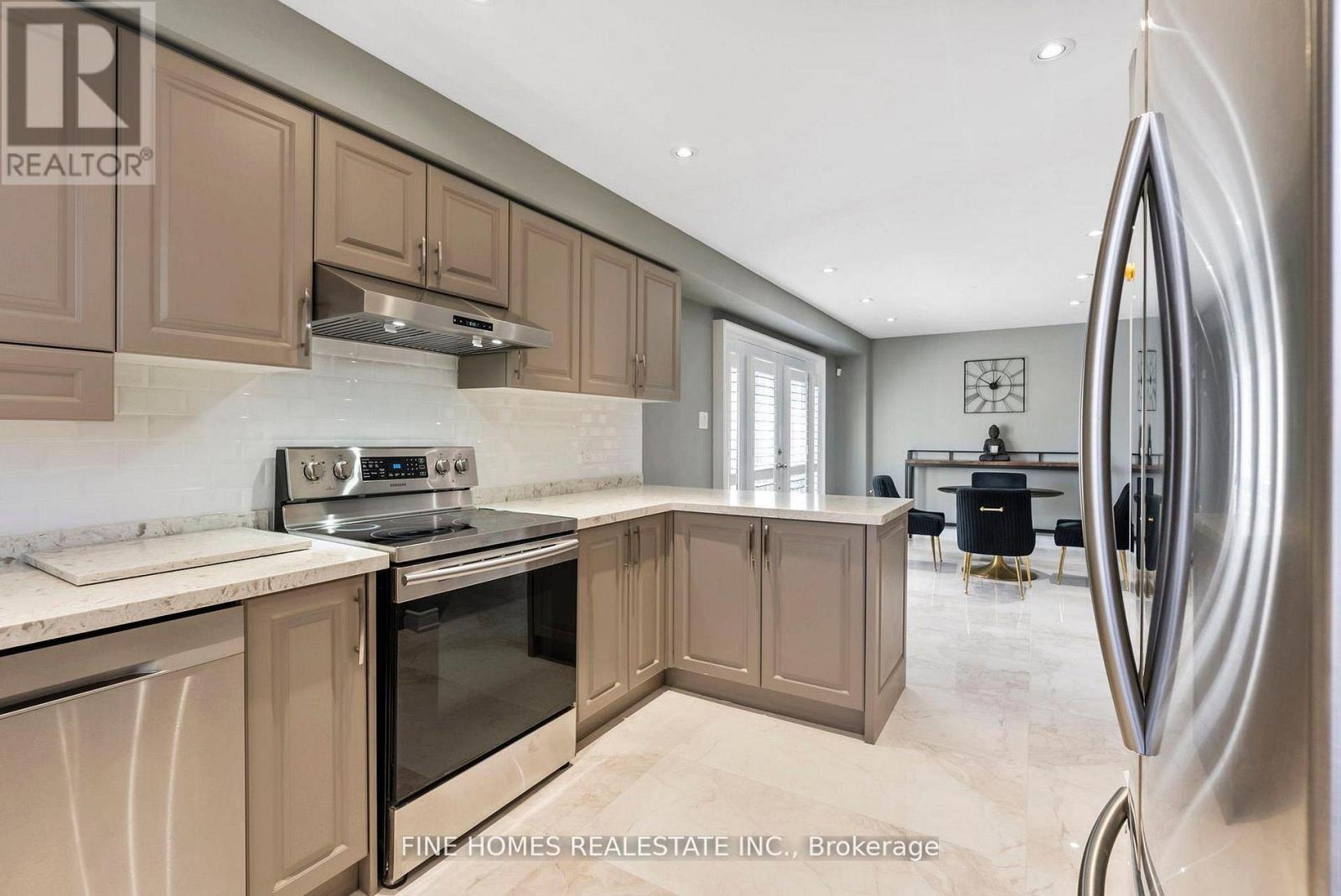 109 ANGELINA AVENUE - 11