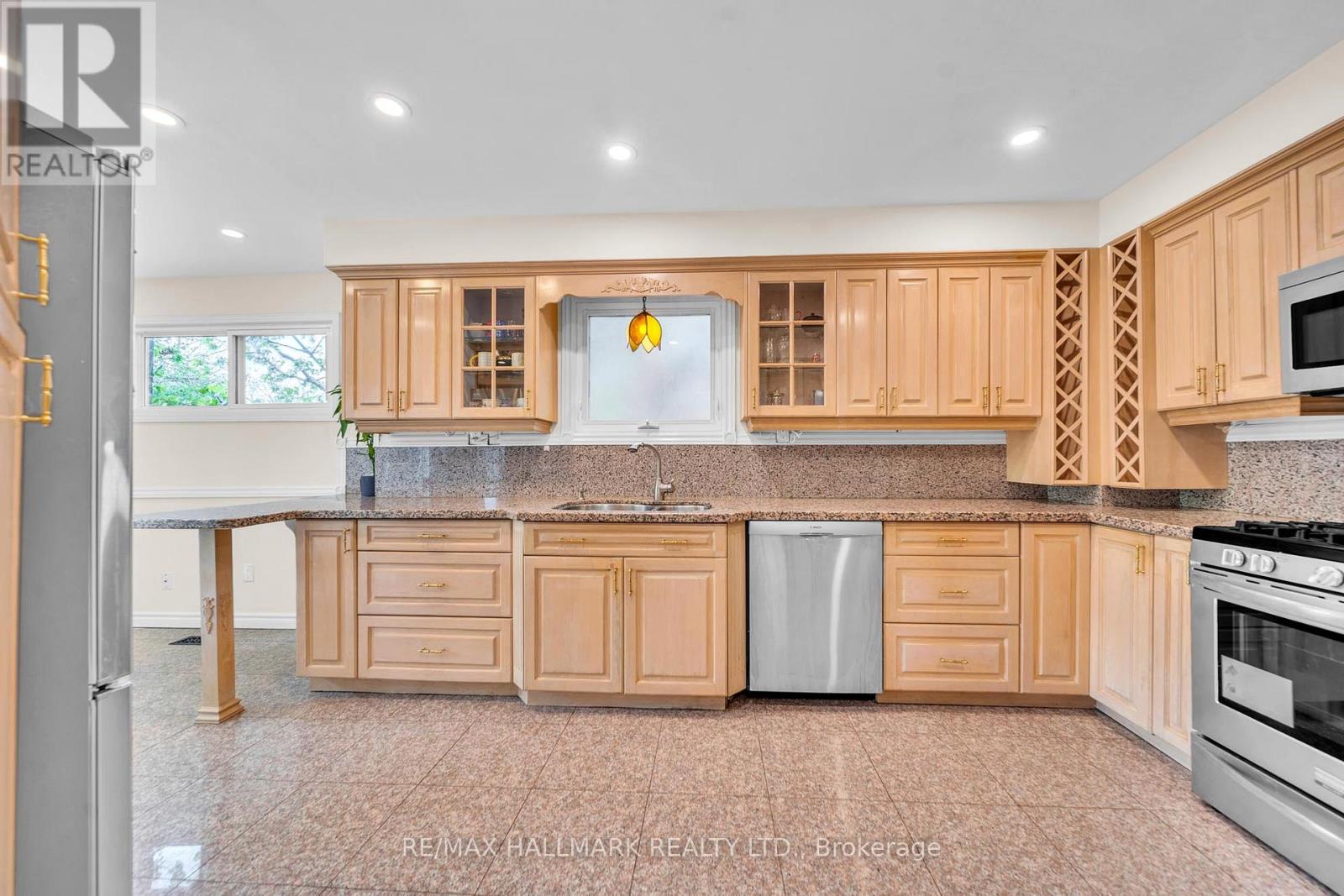 58 ALEXIS ROAD - 13
