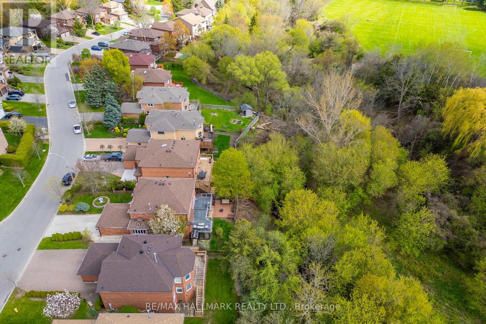 58 ALEXIS ROAD - 43