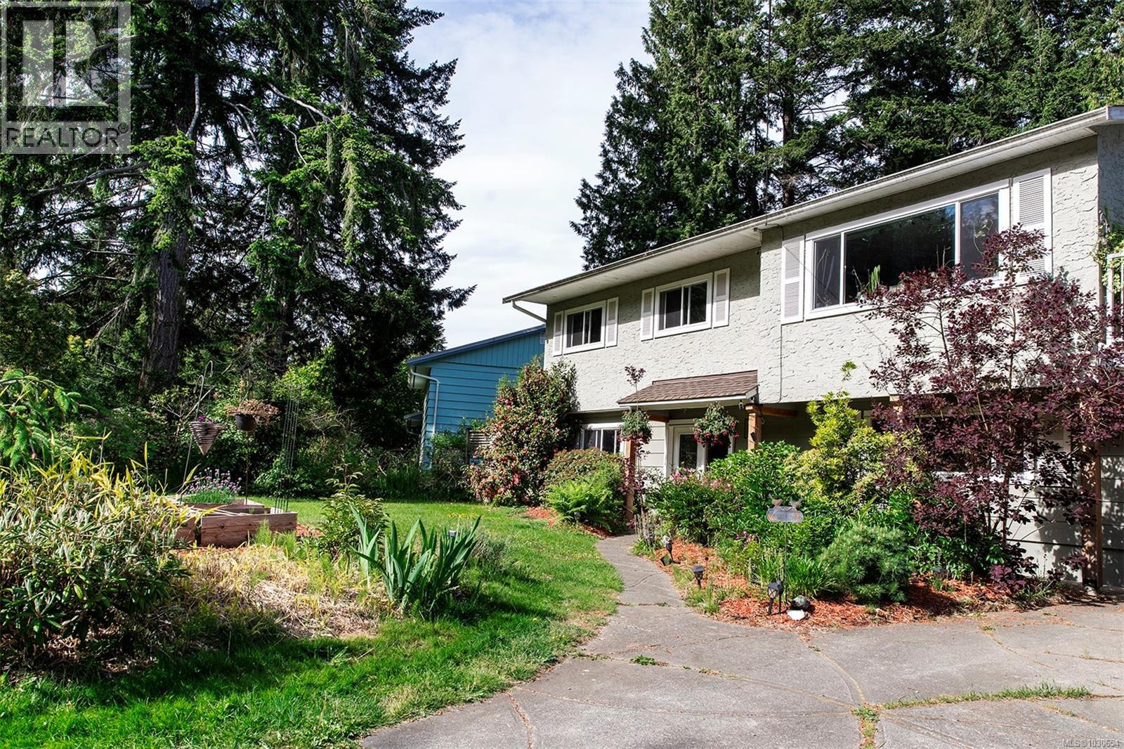 4696 Gail Cres - 48