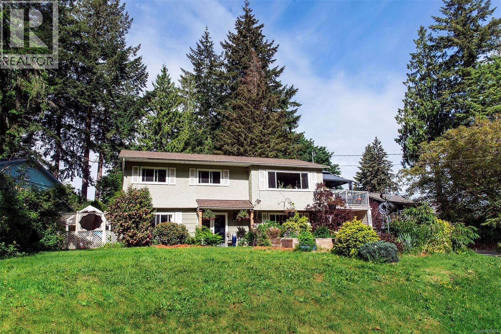 4696 Gail Cres - 1